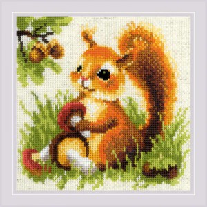 Cross stitch kit Squirrel -...
