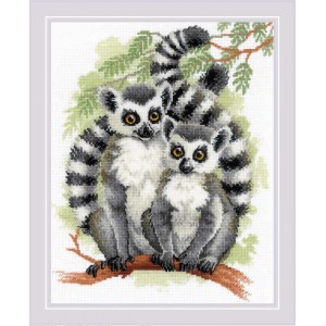 Cross stitch kit Lemurs -...