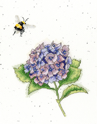 Borduurpakket Hannah Dale - The Busy Bee - Bothy Threads