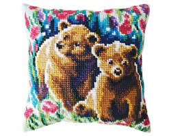 Cushion cross stitch kit Bear Cubs - Collection d'Art