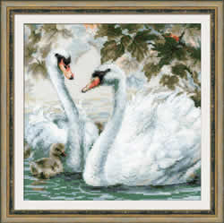 Borduurpakket White Swans - RIOLIS