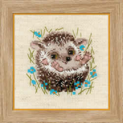 Cross stitch kit Little Hedgehog - RIOLIS