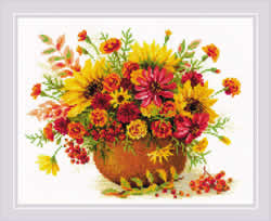 Cross stitch kit Autumn Flowers - RIOLIS