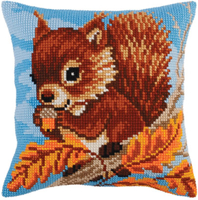 Cushion cross stitch kit Squirrel with a Nut - Collection d'Art