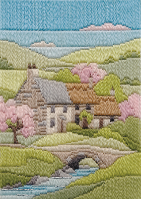 Platsteek pakket Long Stitch Seasons - Spring Cottage  - Derwentwater Designs